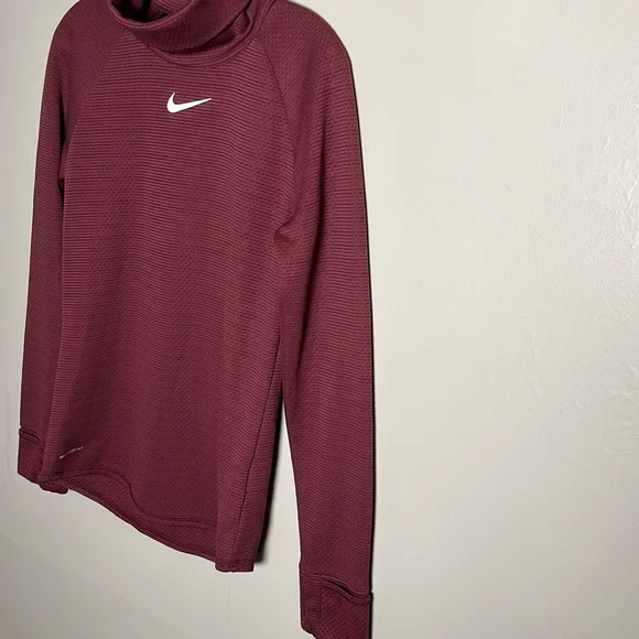 Nike Womens Aeroreact Golf/Casual Turtleneck Long Sleeve Pullover Maroon Sz Sm - Picture 3 of 12